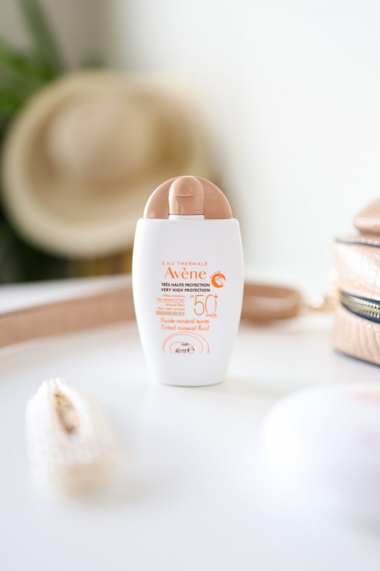 avene-tintedfluid-notino